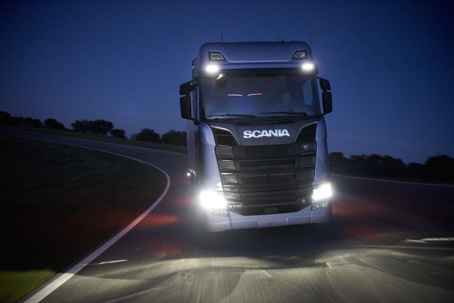 Scania S 730 4x2 Highline 2016 года  (фото 29 из 41)